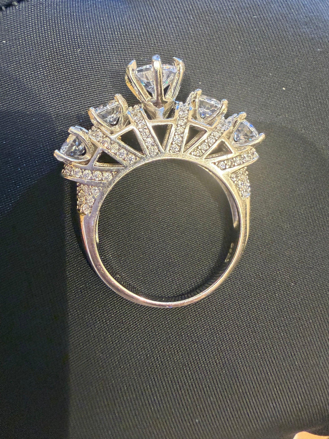 Majestic Crown-Inspired Diamond Ring – White Gold Luxury Collection | Zeromakin