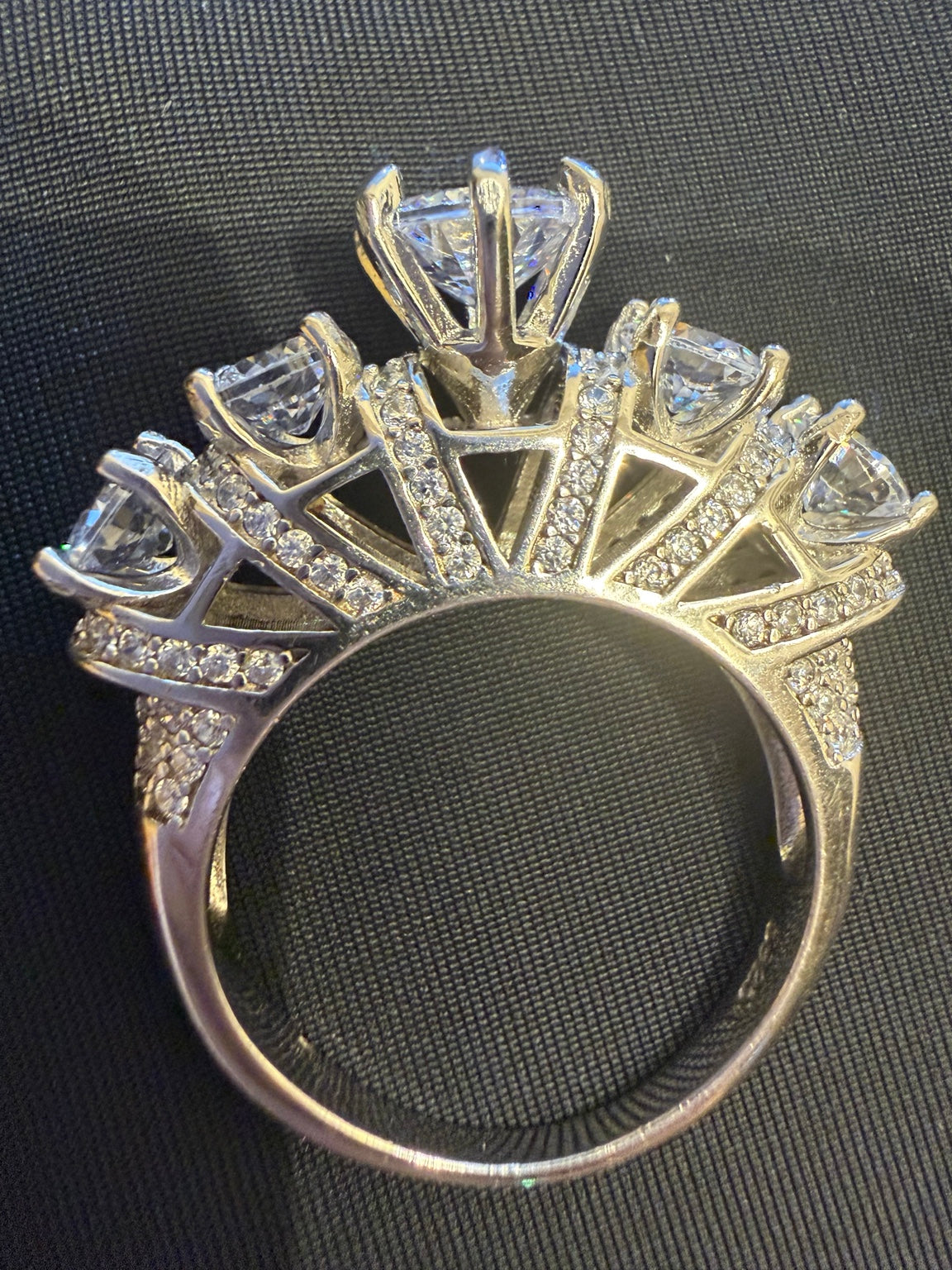Majestic Crown-Inspired Diamond Ring – White Gold Luxury Collection | Zeromakin