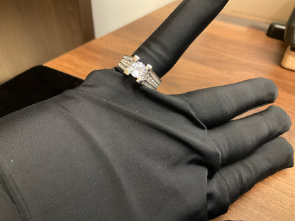 Round Brilliant Diamond Statement Ring in Two-Tone Gold & White Gold