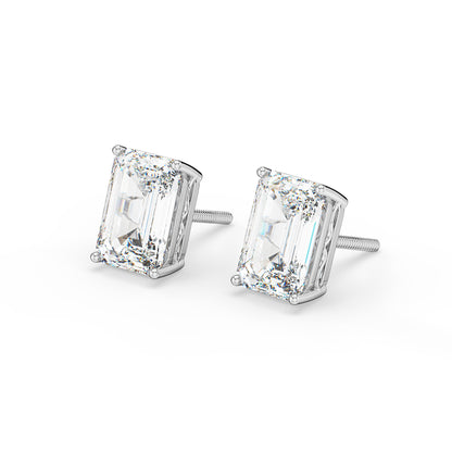 Solitaire Stud in 14KT Gold IGI Certified