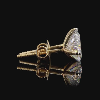 Solitaire Stud in 14KT Gold IGI Certified