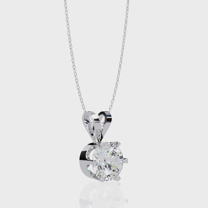 Vera Classic Solitaire Pendant