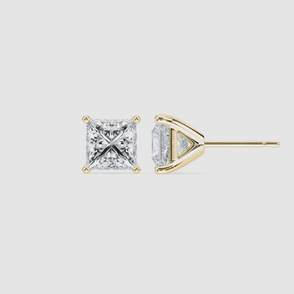 Solitaire Stud in 14KT Gold IGI Certified