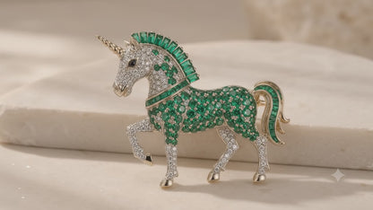 Emerald Majesty – Twin Stallion Brooch