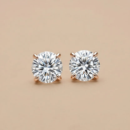 Solitaire Stud in 14KT Gold IGI Certified